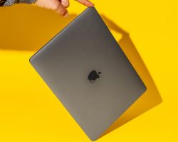 Now is the worst time to buy a new Apple laptop