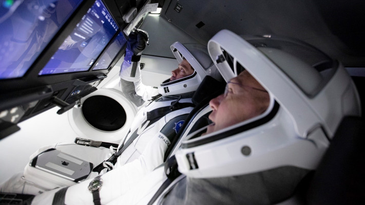 Science Tips  Tips  Tricks   Technology ‘This is certainly different’: Astronauts on controlling the Dragon spacecraft via touchscreen