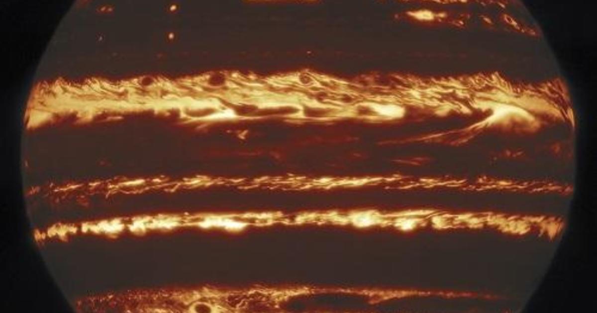 Science Tips  Tips  Tricks   Technology Scientists use “lucky imaging” to obtain images of Jupiter that show “jack-o-lantern” effect