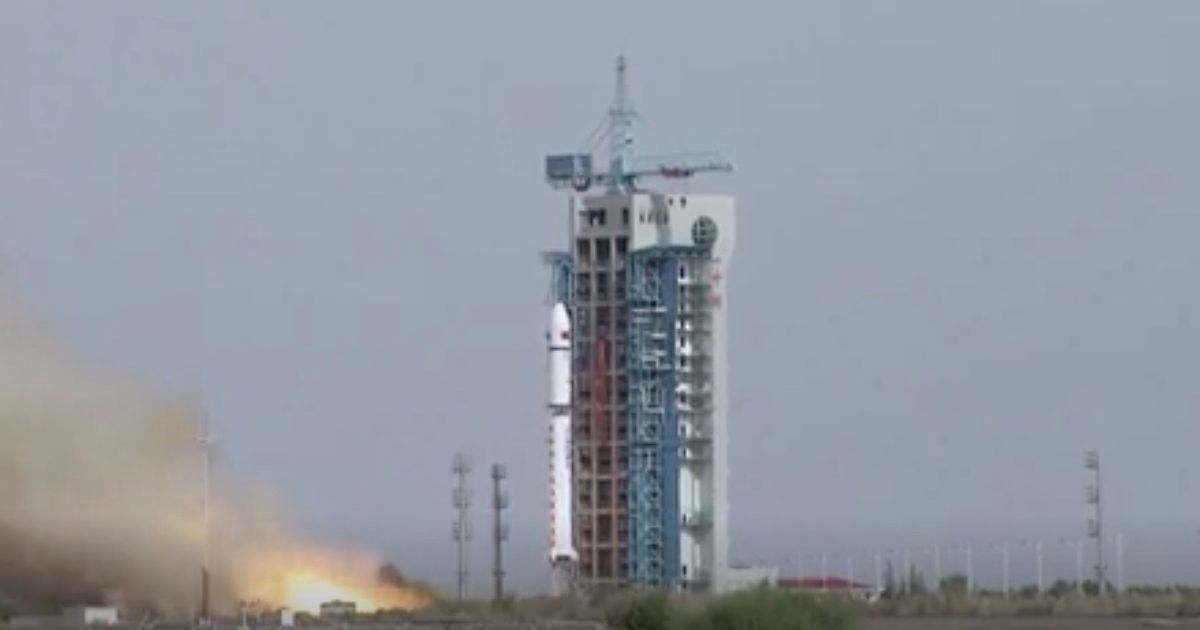Science Tips  Tips  Tricks   Technology China launches 2 rockets in 2 days, lofting 4 satellites to orbit