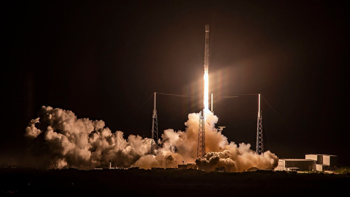Science Tips  Tips  Tricks   Technology SpaceX’s Starlink Broadband Service Might Be Too Slow for the FCC
