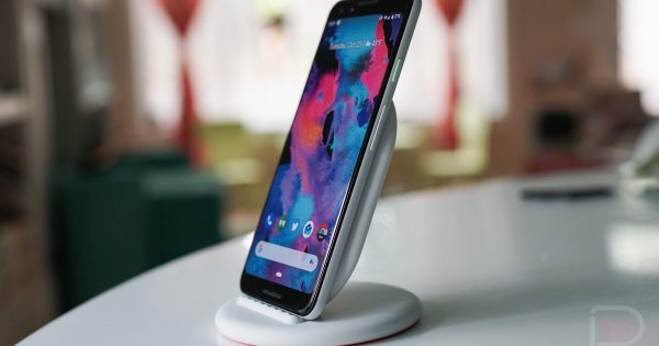 Pixel Stand Gets Rare Discount in One Day Deal